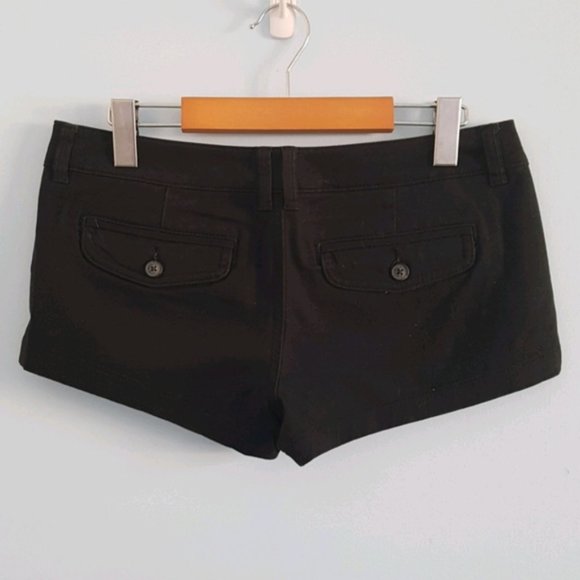 American Eagle black twill short shorts - Picture 2 of 9